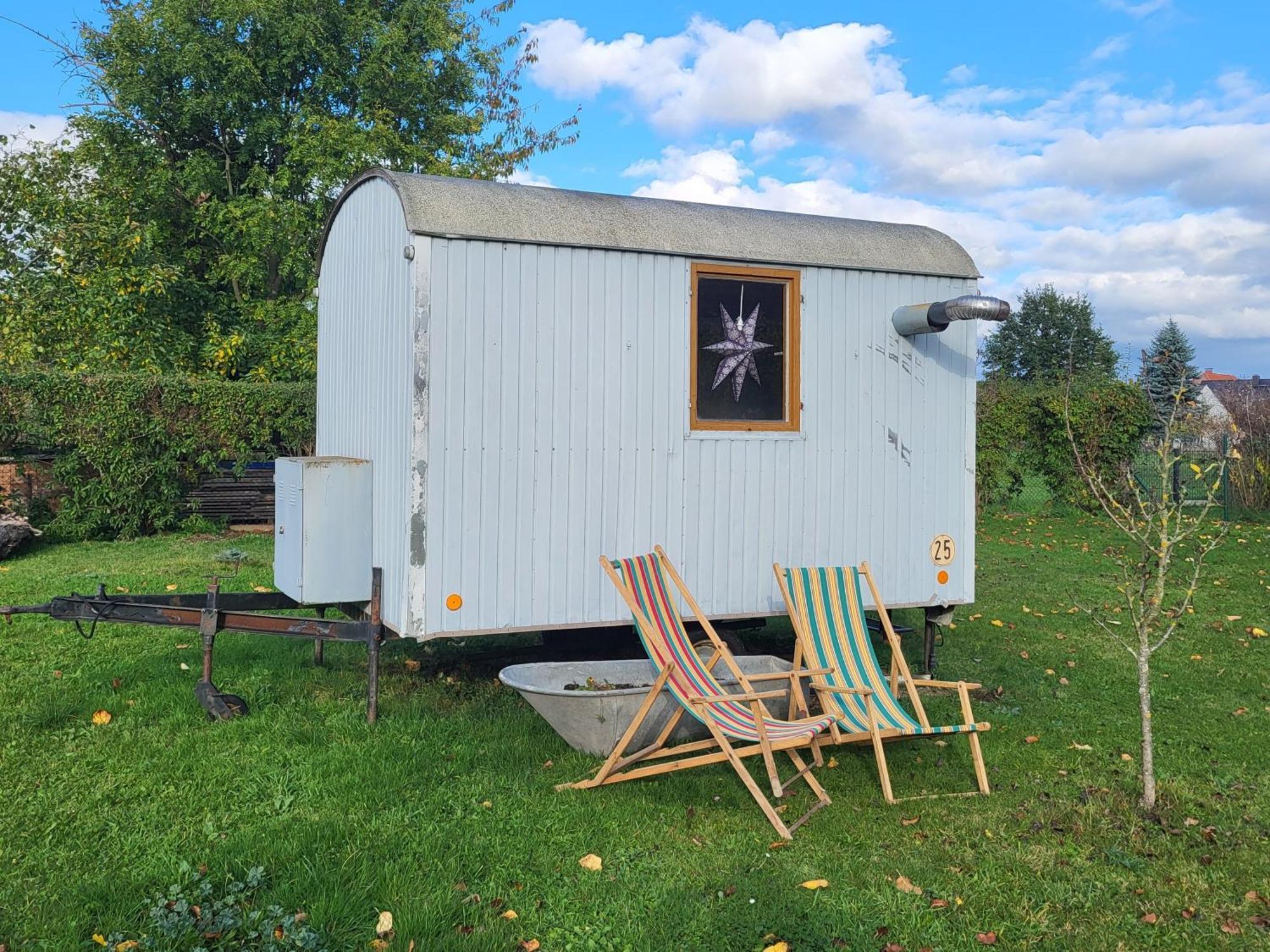 Ferienwohnung Am Wasserturm Mit Kleinem Bauernhof Baruth Exterior photo